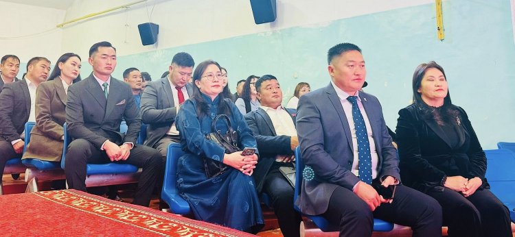 СУМДЫН ИРГЭДИЙН ТӨЛӨӨЛӨГЧДИЙН ХУРЛЫН ТӨЛӨӨЛӨГЧ НАРЫГ ЧАДАВХЖУУЛАХ СУРГАЛТ АЙРАГ СУМАНД ЭХЭЛЛЭЭ.