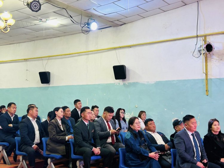 СУМДЫН ИРГЭДИЙН ТӨЛӨӨЛӨГЧДИЙН ХУРЛЫН ТӨЛӨӨЛӨГЧ НАРЫГ ЧАДАВХЖУУЛАХ СУРГАЛТ АЙРАГ СУМАНД ЭХЭЛЛЭЭ.