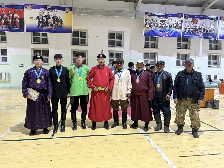 Их Эзэн Чингис Хааны мэндэлсэн өдрийг тохиолдуулан сумын АВАРГА шалгаруулах "ШАГАЙН ХАРВАА"-ны тэмцээн амжилттай болж өндөрлөлөө.