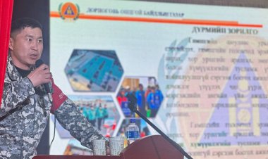 УДИРДАХ БҮРЭЛДЭХҮҮНД ЧИГЛЭСЭН ТАНХИМЫН СУРГАЛТААР ҮРГЭЛЖИЛЖ БАЙНА